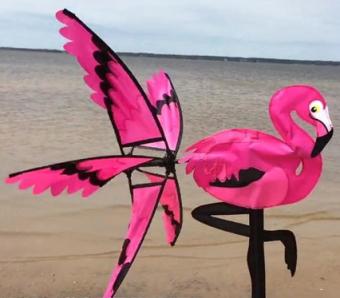 Flamingo spinner